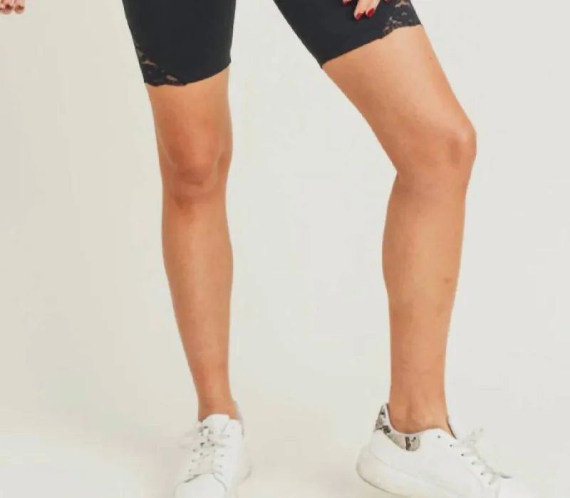 Lace Biker Babe Shorts In Black