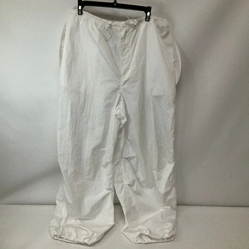 Pants Cargo & Utility By Aritzia In White, Size: Xl