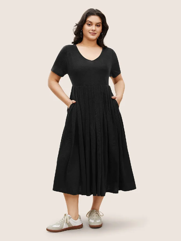 Supersoft Essentials Plain Pleated Dress