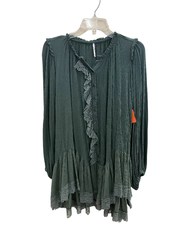 Dress Casual Short By Free People In Green, Size: S